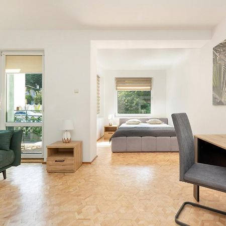 Bright & Spacious Family Apartment In Miedzyzdroje With Parking And 3 Balconies By Noclegi Renters Εξωτερικό φωτογραφία