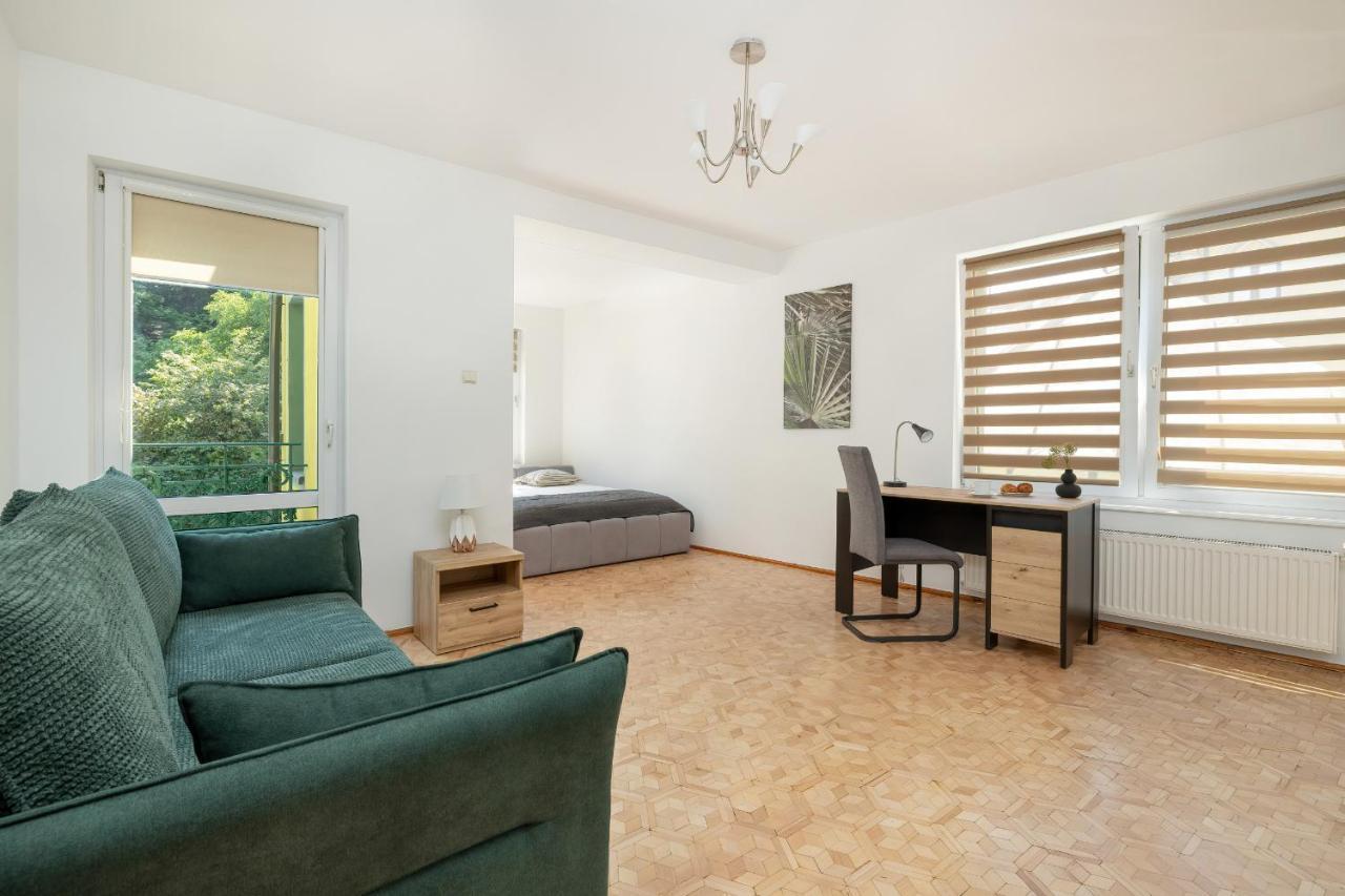 Bright & Spacious Family Apartment In Miedzyzdroje With Parking And 3 Balconies By Noclegi Renters Εξωτερικό φωτογραφία