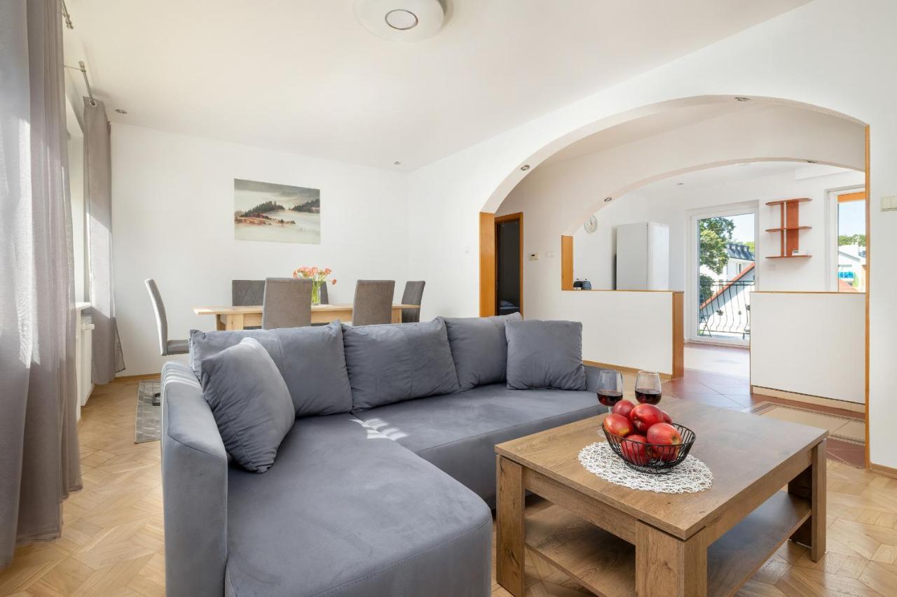 Bright & Spacious Family Apartment In Miedzyzdroje With Parking And 3 Balconies By Noclegi Renters Εξωτερικό φωτογραφία