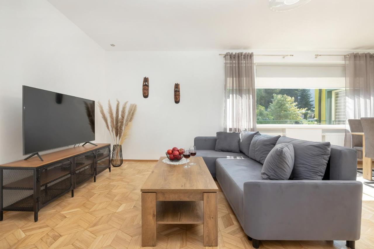 Bright & Spacious Family Apartment In Miedzyzdroje With Parking And 3 Balconies By Noclegi Renters Εξωτερικό φωτογραφία
